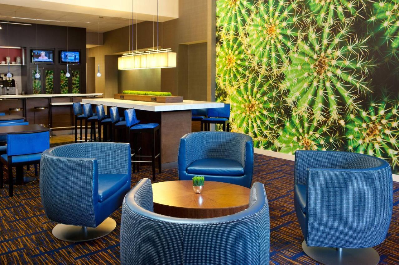 מלון Courtyard Houston Downtown Convention Center מראה חיצוני תמונה